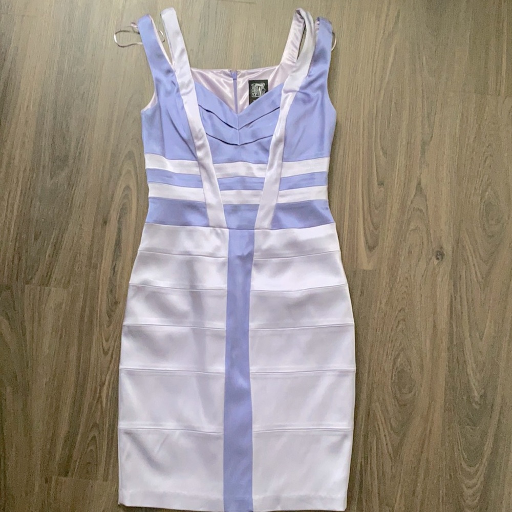 Women’s Dress Size 6 NWOT